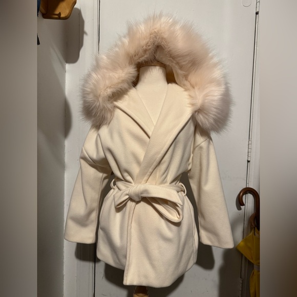 Off White Winter Belted 3/4 Length Coat With Fur Hood M - Picture 8 of 9